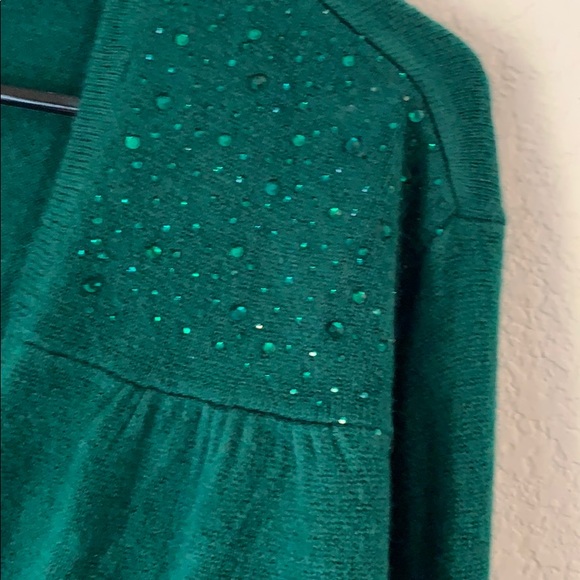 Sweater - Picture 2 of 5